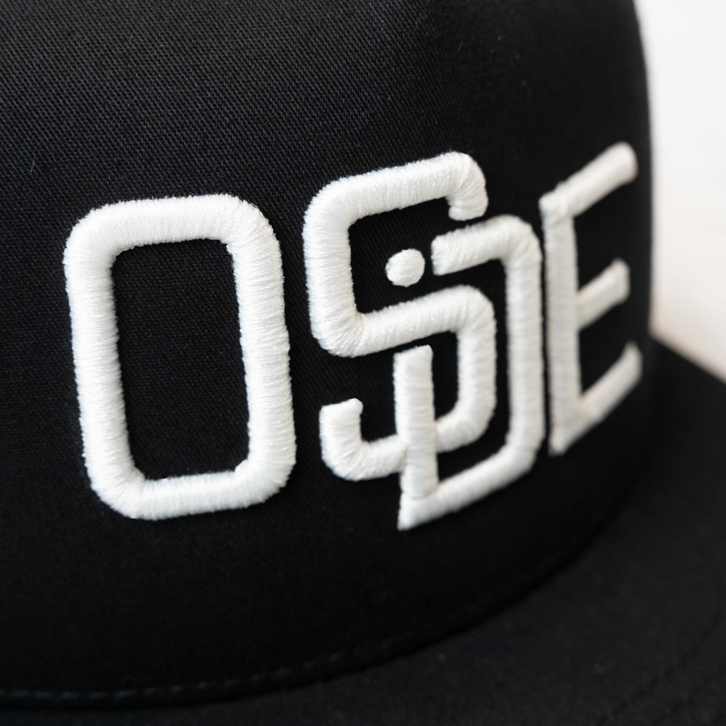 Oside SD Classic Trucker Hat - Black / White Mesh, White